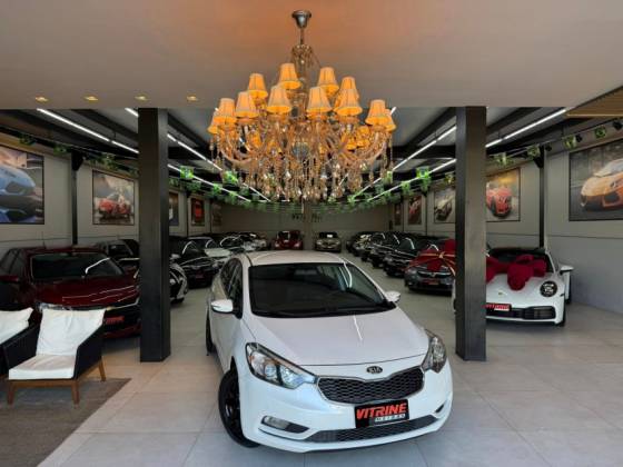 KIA CERATO 1.6 SX 16V FLEX 4P AUTOMÁTICO KIA CERATO 1.6 SX 16V FLEX 4P AUTOMÁTICO